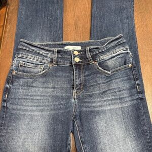 BKE Stella Midrise Slim fit Straight